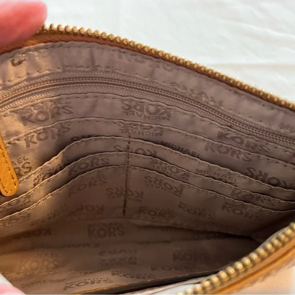 Michael Kors Small Adjustable Leather Crossbody Bag Purse Carmel Brown EUC